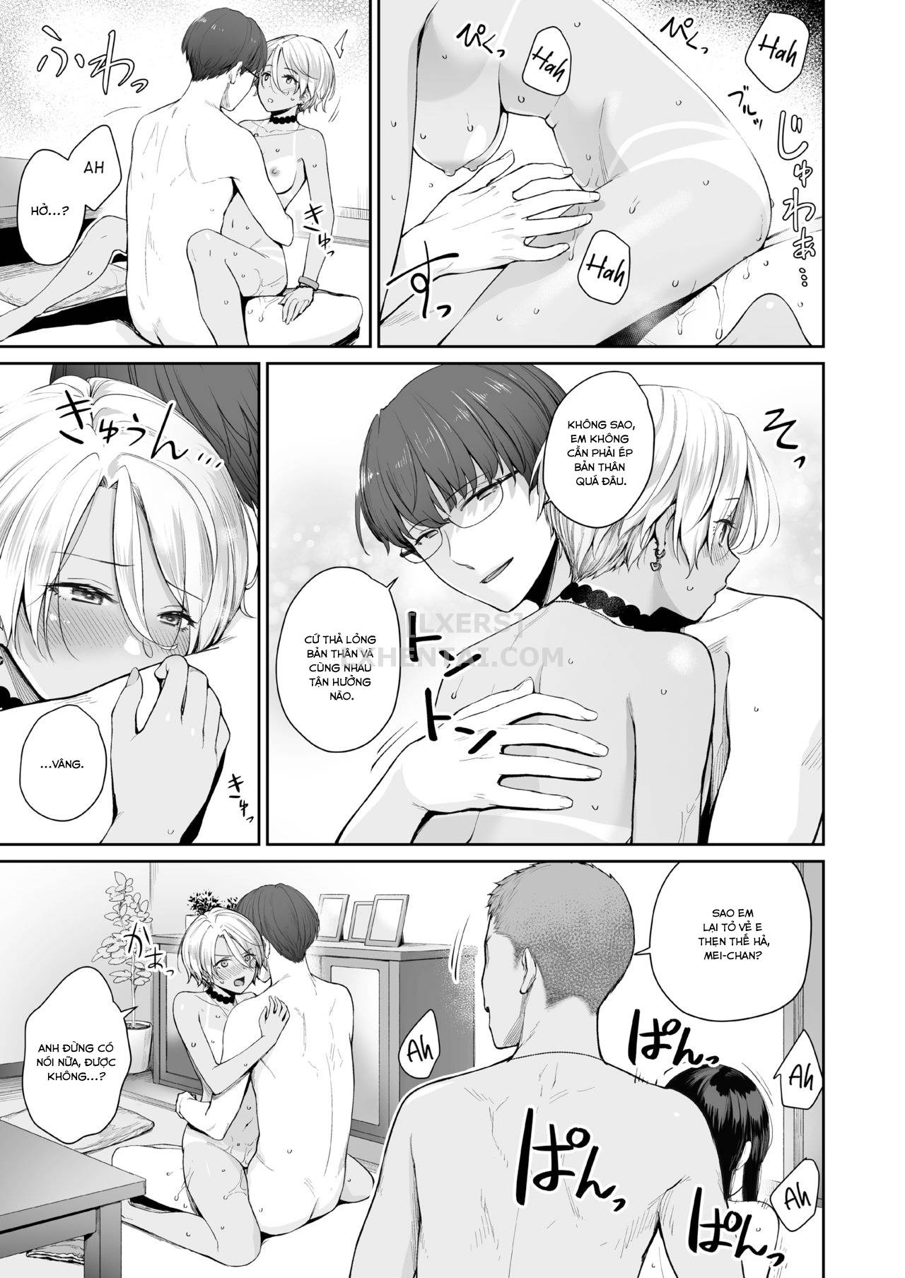 Xem ảnh 1632716192987_0 trong truyện hentai I‘m The Only One That Can’t Get Laid In This House - Chapter 2 - truyenhentai18.pro